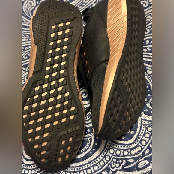 Reebok Flash Film Woman’s Size 7 Sneaker never been worn - Picture 12 of 13